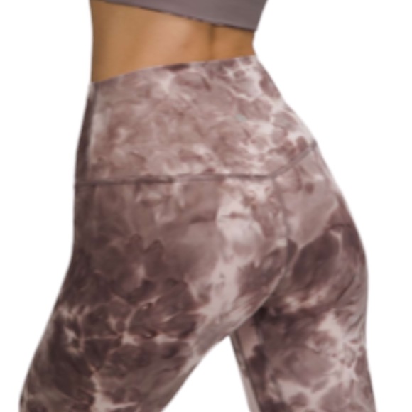 Lululemon Align Highrise leggings - Picture 3 of 9